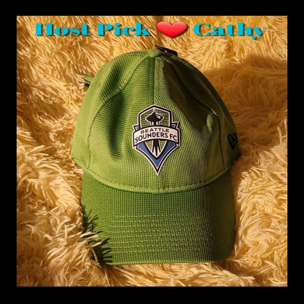 WAS  $39  GIFTABLE MLS SEATTLE SOUNDERS Snapback Green